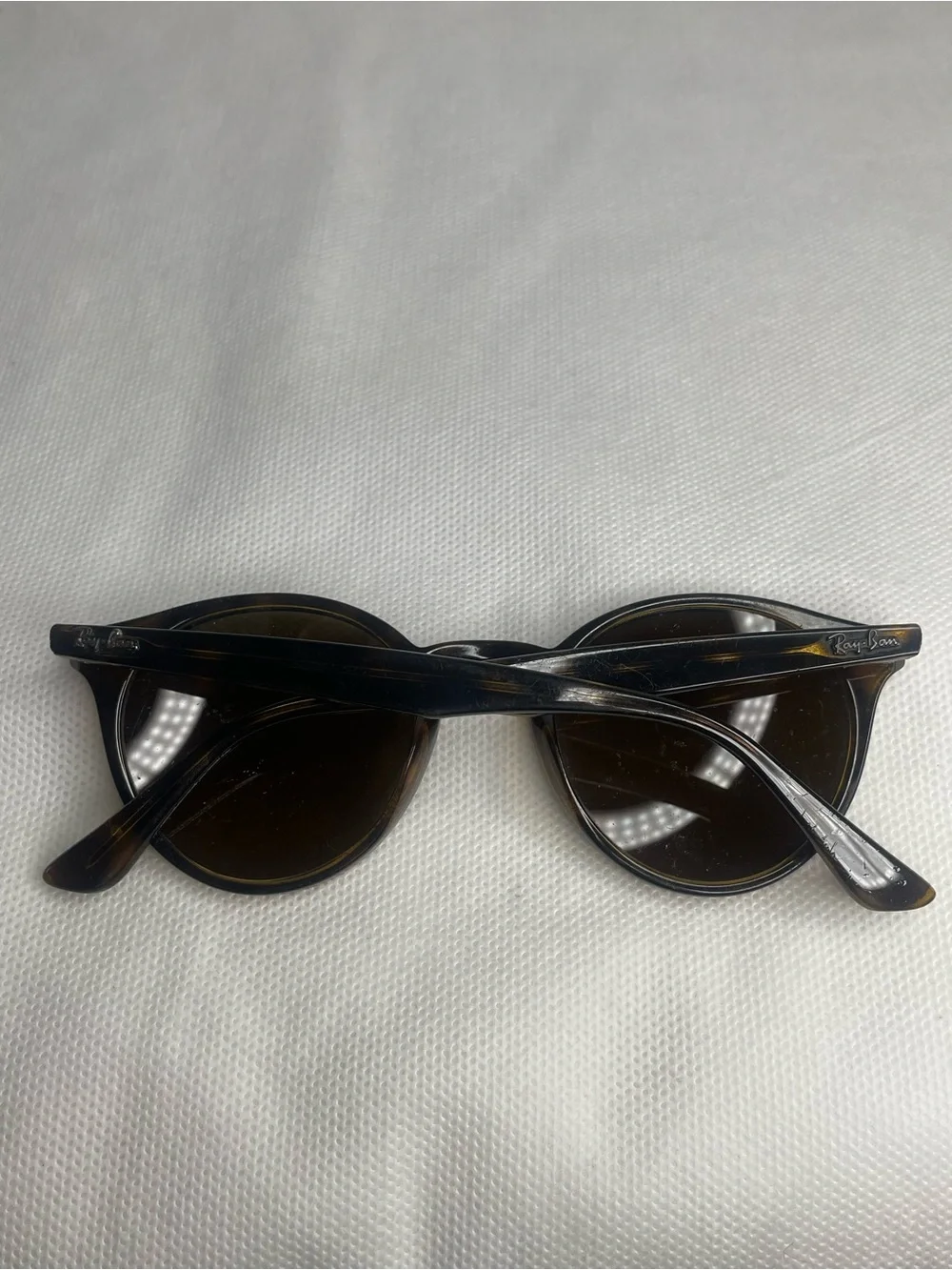 Ray-Ban pictures can